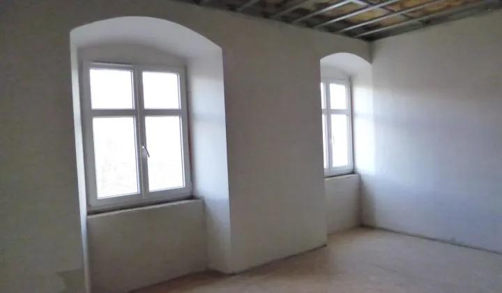 Mieszkanie 3-pokojowe Piława Górna