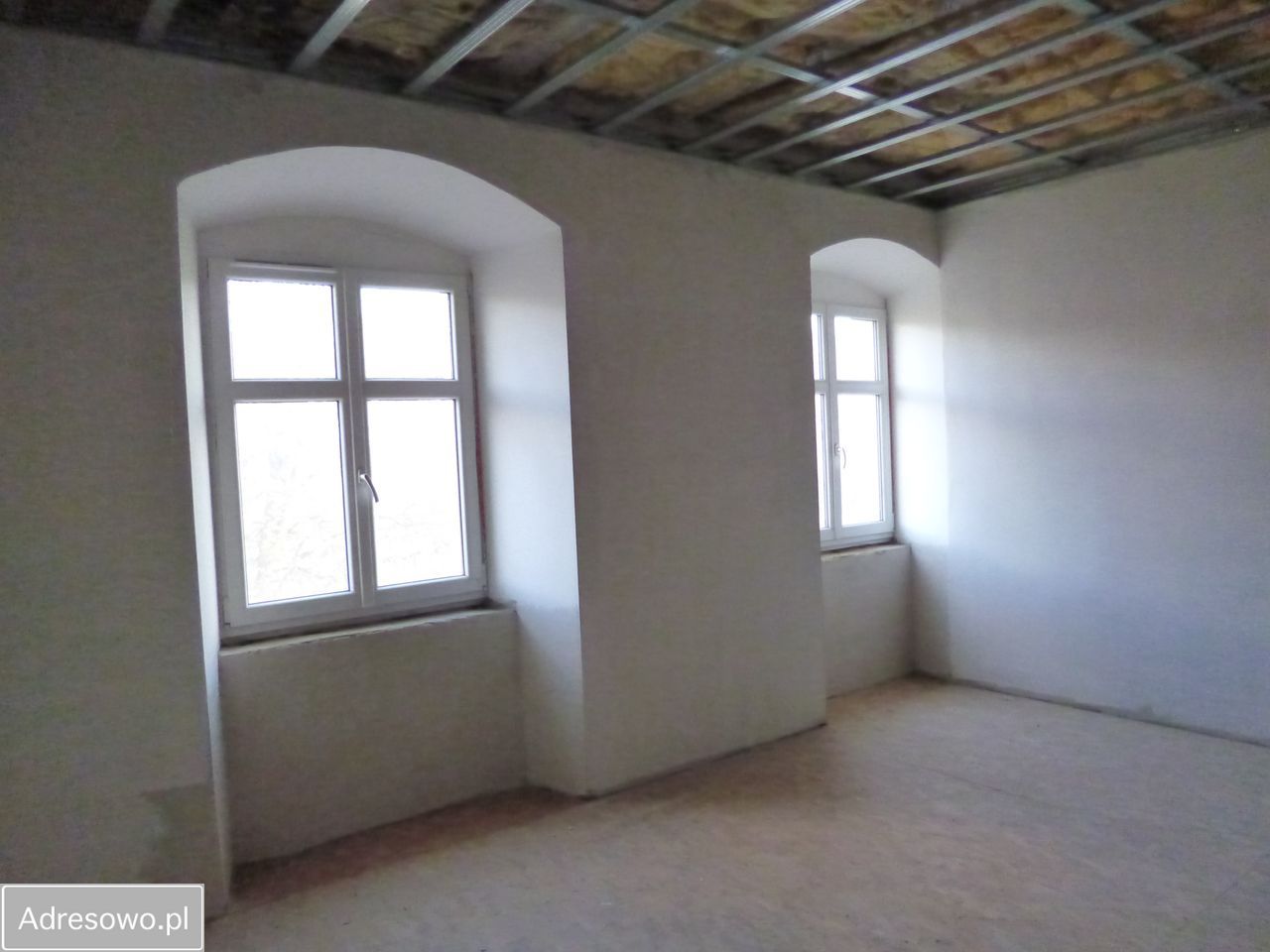 Mieszkanie 3-pokojowe Piława Górna. Zdjęcie 1