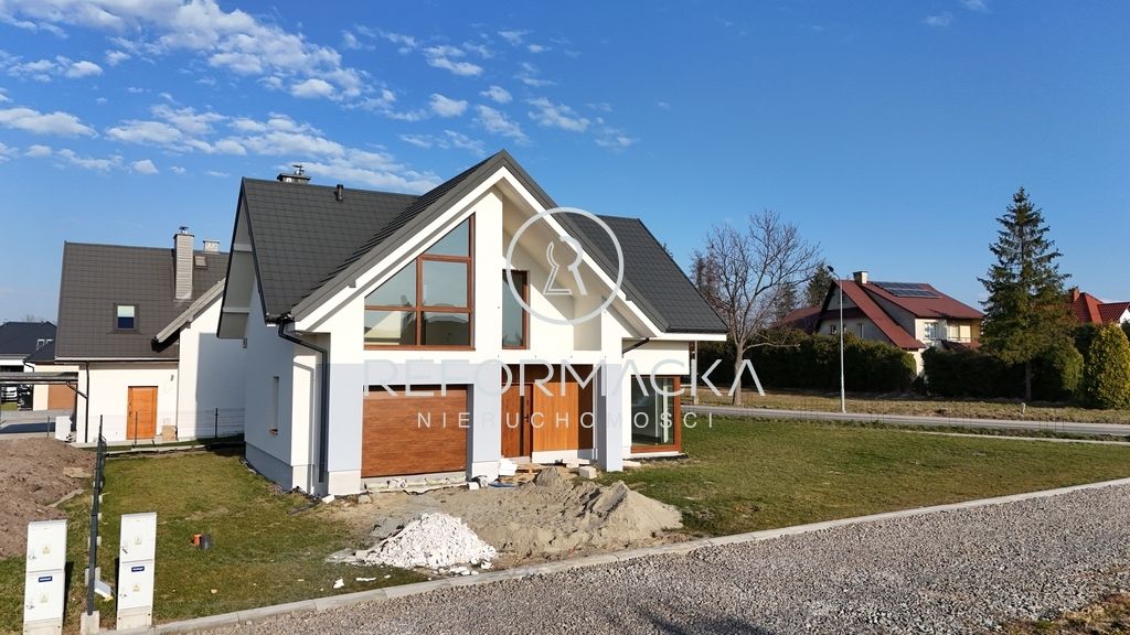 dom wolnostojący, 4 pokoje Głogów Małopolski. Zdjęcie 1