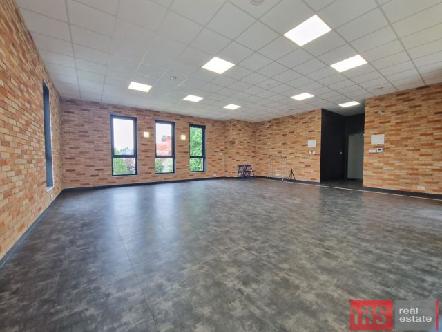 Lokal Chotomów, ul. Stefana Kisielewskiego. Zdjęcie 2