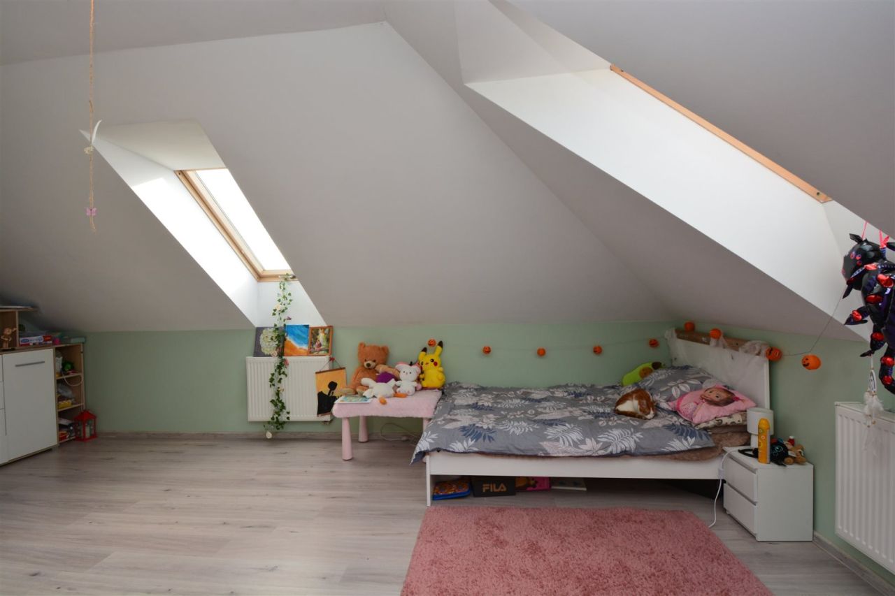 dom wolnostojący, 5 pokoi Bieliny. Zdjęcie 18