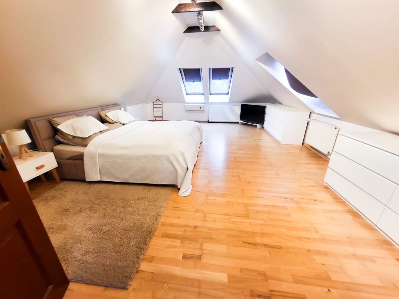 dom wolnostojący, 6 pokoi Kiełczów, Na Końcu. Zdjęcie 22