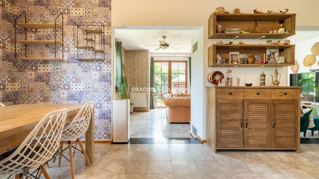 dom szeregowy, 6 pokoi Zabawa. Zdjęcie 9