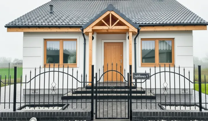 dom wolnostojący, 4 pokoje Kleszczewo, ul. Jabłkowa