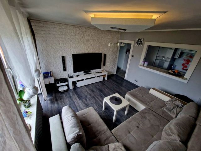 Mieszkanie 3-pokojowe Rydułtowy Orłowiec, os. Orłowiec. Zdjęcie 1