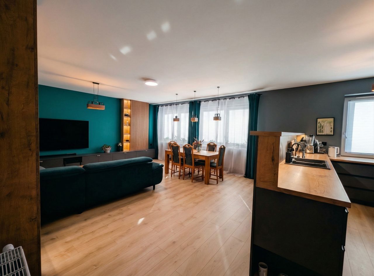 Mieszkanie 4-pokojowe Reda Centrum, ul. Młyńska. Zdjęcie 3