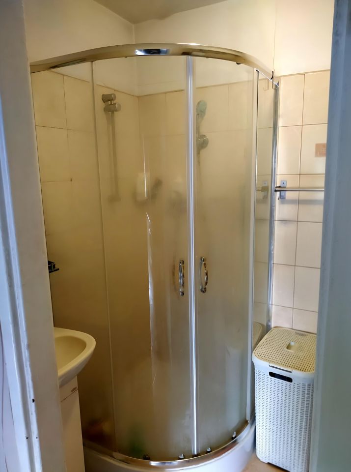 Mieszkanie 2-pokojowe Katowice Śródmieście, ul. Uniwersytecka. Zdjęcie 4