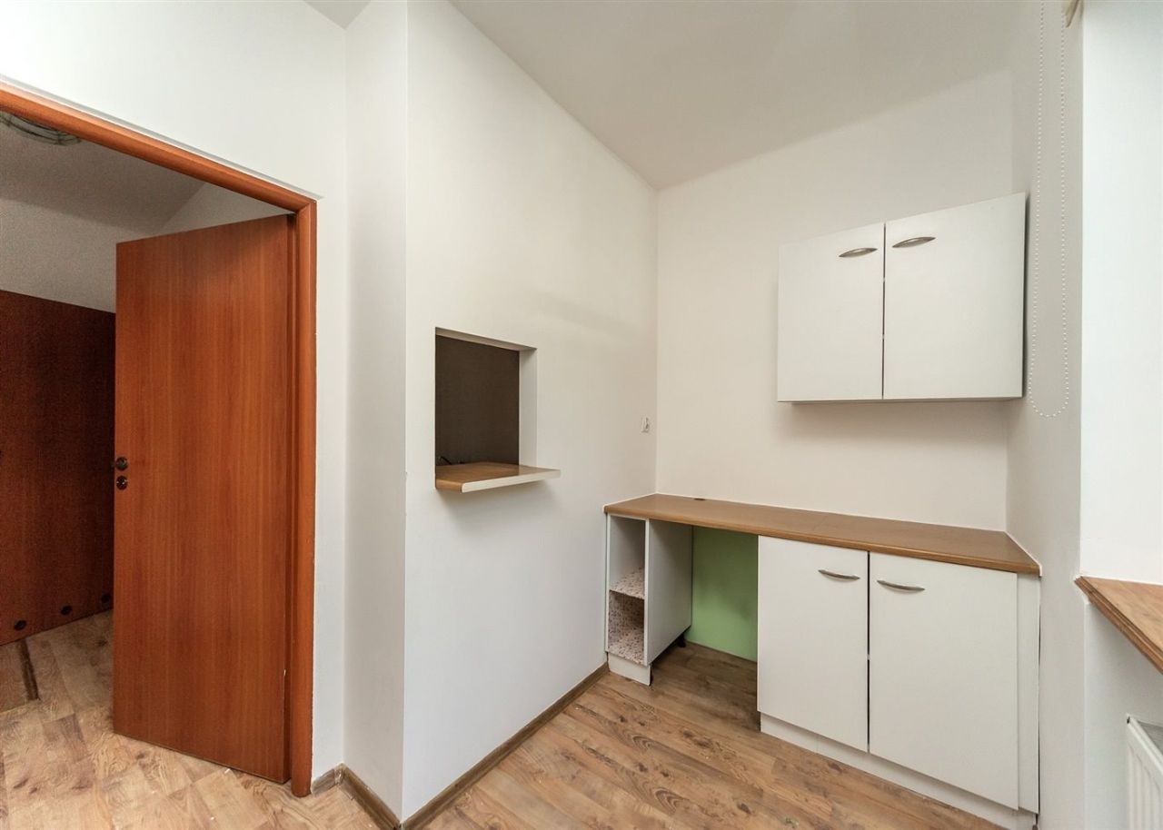 dom wolnostojący, 6 pokoi Bielsko-Biała, ul. Konstantego Damrota. Zdjęcie 18