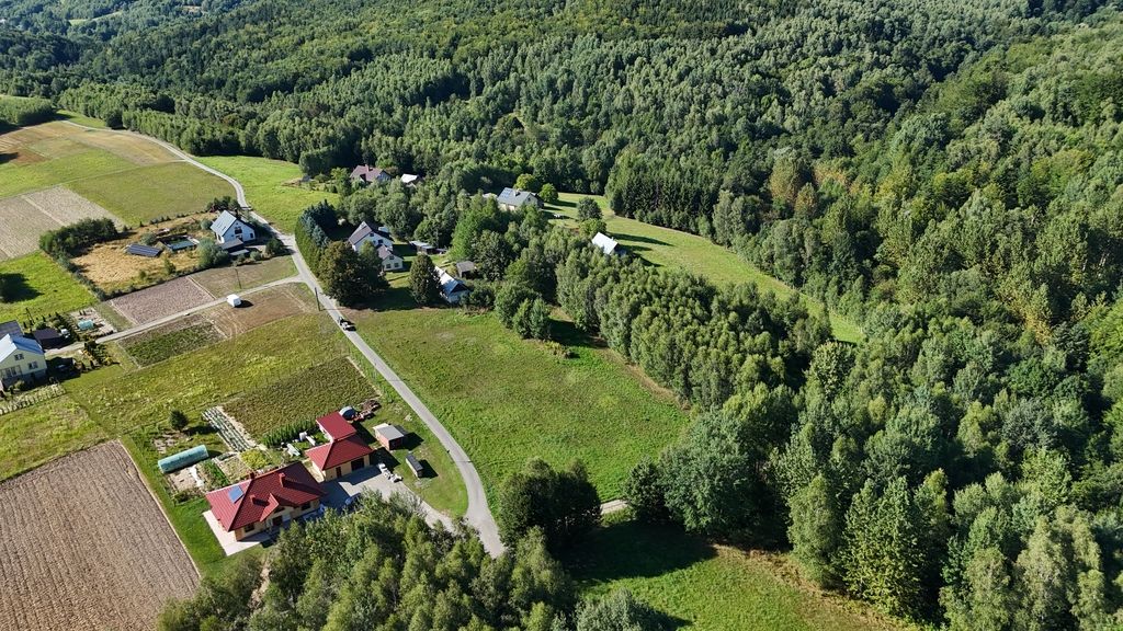 dom wolnostojący, 3 pokoje Gwoźnica Górna. Zdjęcie 3