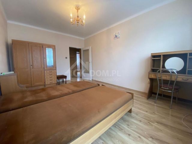 bliźniak, 5 pokoi Radom Idalin. Zdjęcie 5