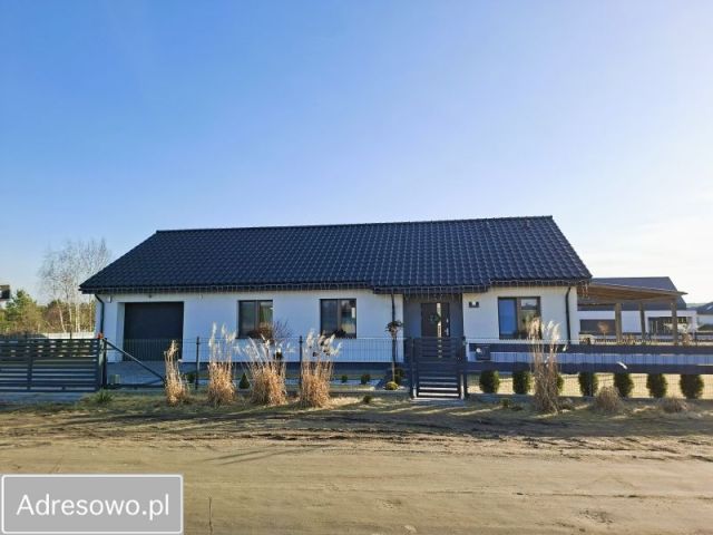 dom wolnostojący, 4 pokoje Łochowo. Zdjęcie 1