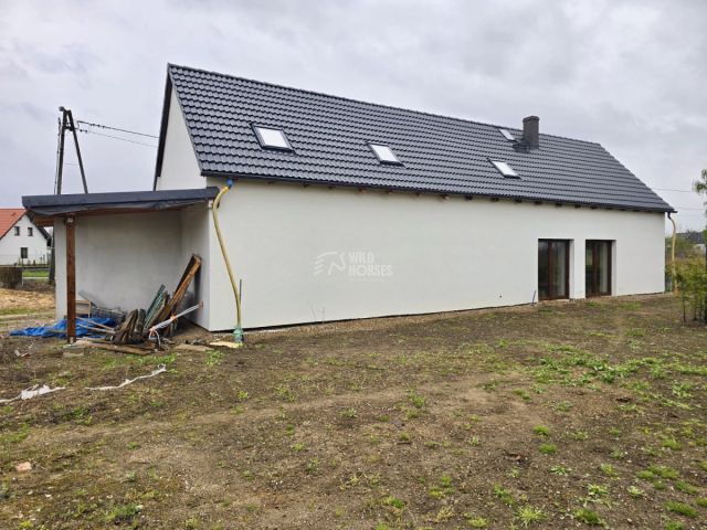 dom wolnostojący, 4 pokoje Rogów Sobócki. Zdjęcie 2