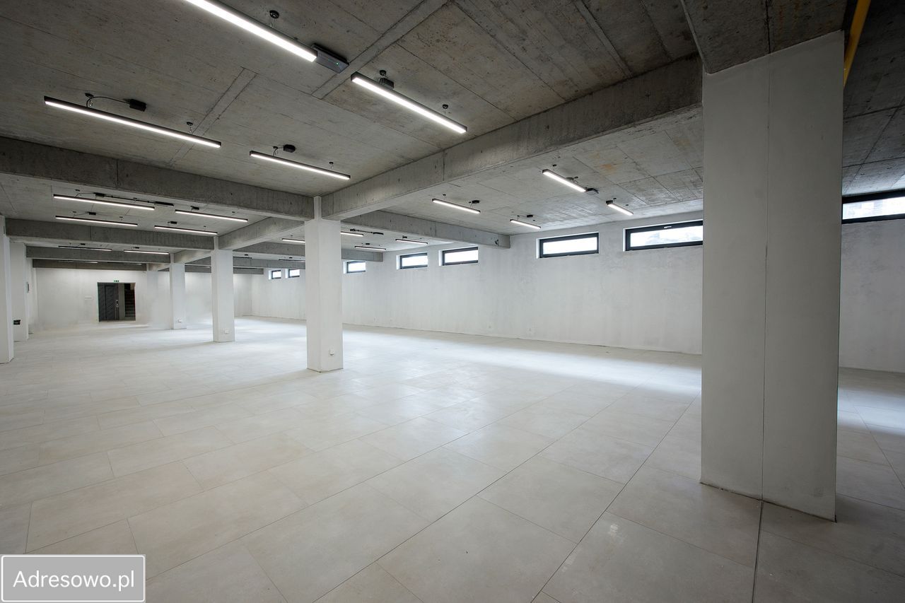 Lokal Jędrzejów, pl. Tadeusza Kościuszki. Zdjęcie 4