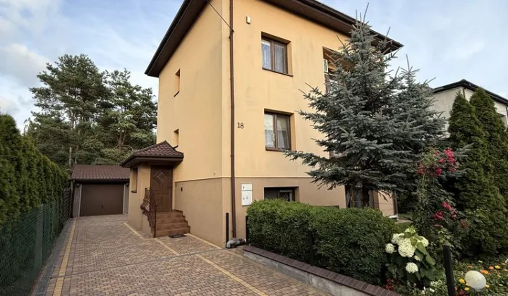 dom wolnostojący, 6 pokoi Tłuszcz, ul. Bolesława Prusa
