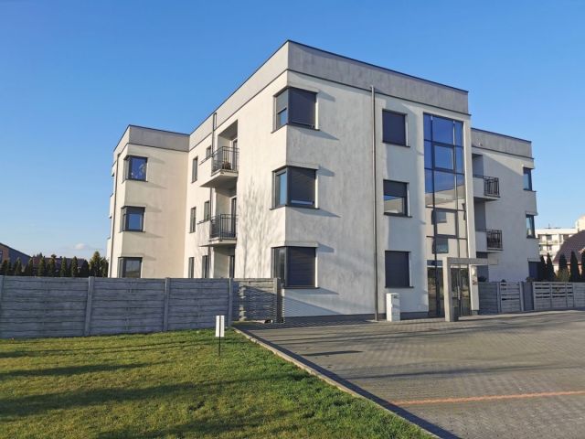 Mieszkanie 3-pokojowe Pleszew, ul. Władysława Warneńczyka. Zdjęcie 1