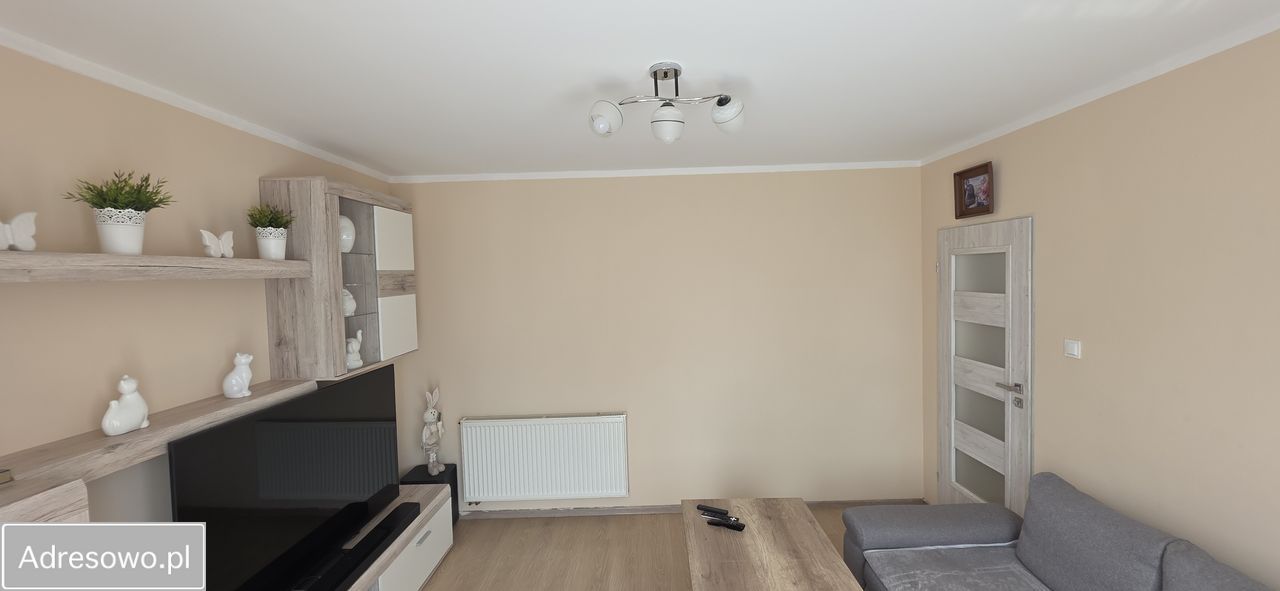 Mieszkanie 3-pokojowe Różyny. Zdjęcie 11