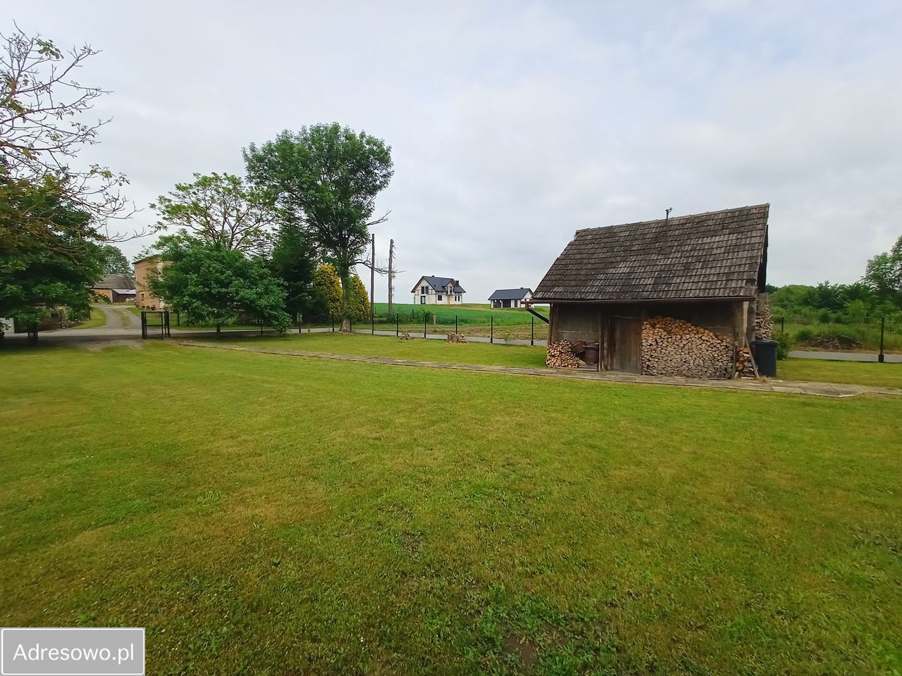 dom wolnostojący, 2 pokoje Borchów. Zdjęcie 9