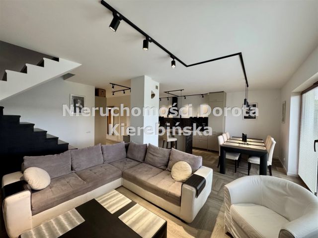 dom szeregowy, 7 pokoi Tomaszów Mazowiecki. Zdjęcie 33