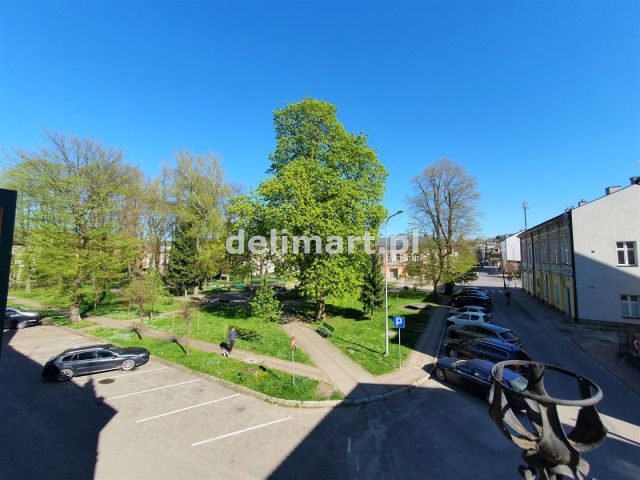 Lokal Lesko, pl. Konstytucji 3 Maja. Zdjęcie 20