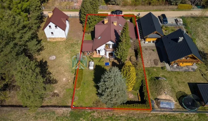 dom wolnostojący, 4 pokoje Piertanie