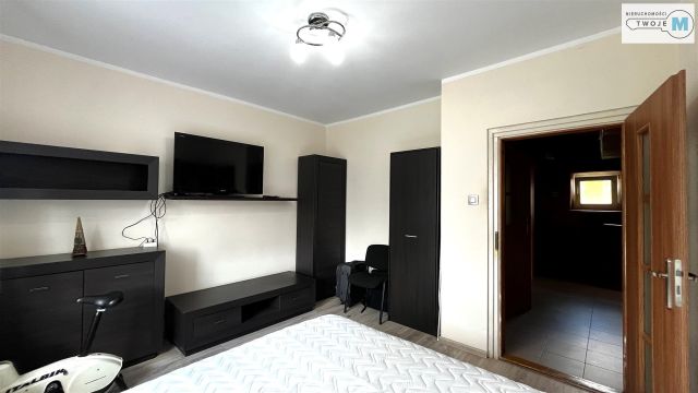 bliźniak, 3 pokoje Suchedniów. Zdjęcie 10