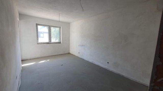 bliźniak, 5 pokoi Mroków. Zdjęcie 11