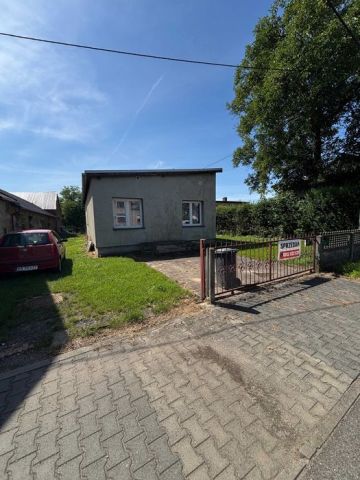 dom wolnostojący, 3 pokoje Branice, ul. Główna. Zdjęcie 1