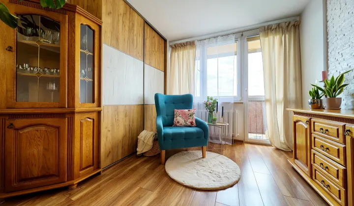 Mieszkanie 3-pokojowe Głogów Kopernik, ul. Plutona