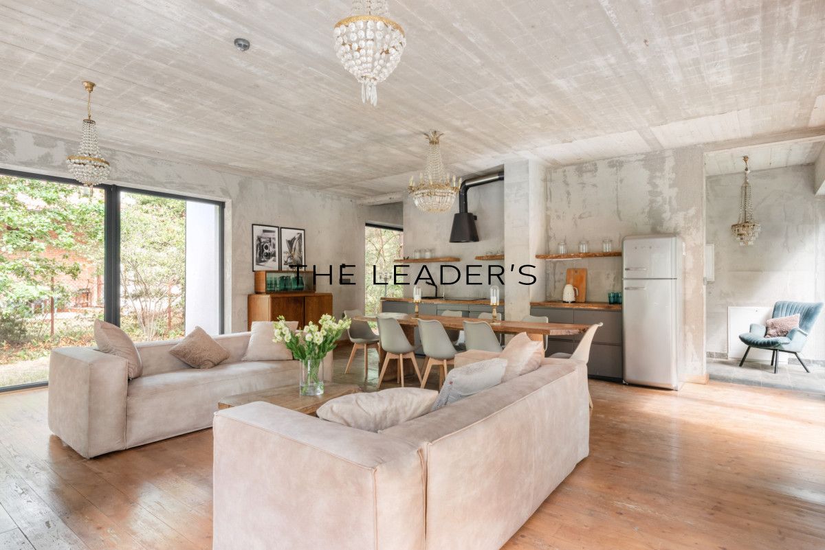 dom wolnostojący, 6 pokoi Zalesie Górne. Zdjęcie 3