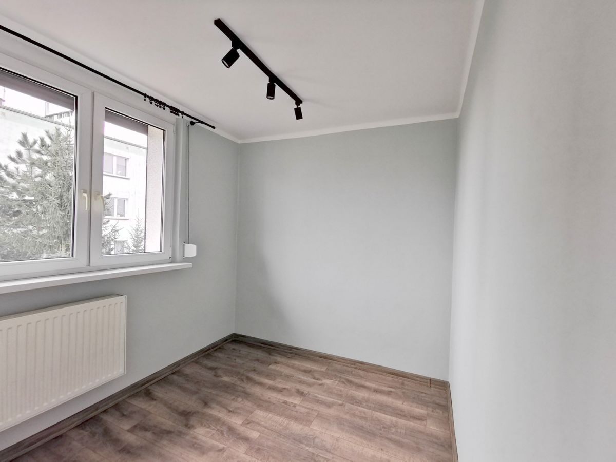 Mieszkanie 3-pokojowe Pleszew, ul. Aleje Wojska Polskiego. Zdjęcie 2