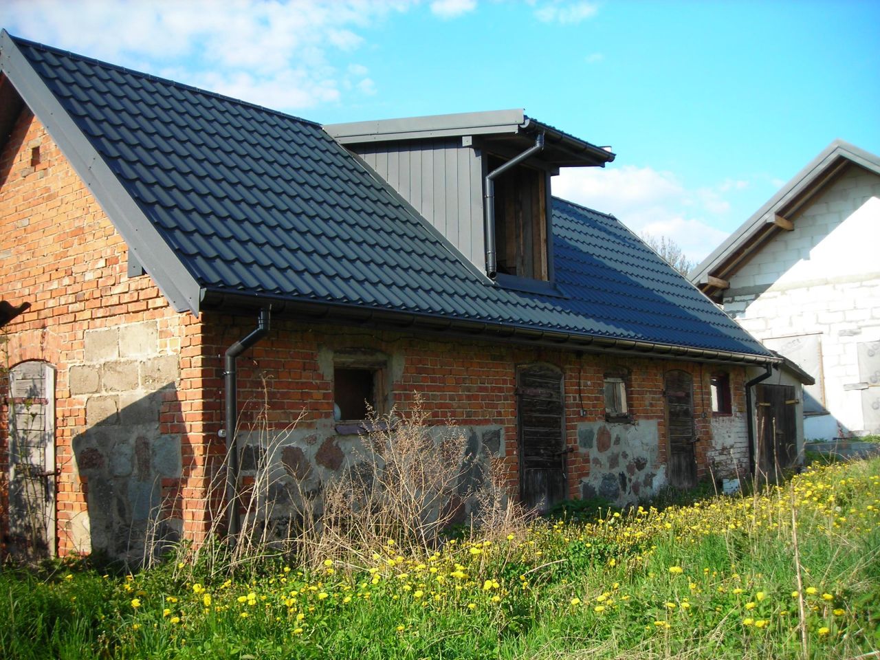 dom wolnostojący, 3 pokoje Kalinowiec. Zdjęcie 9