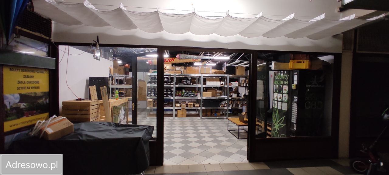 Hala/magazyn Łódź Retkinia, al. ks. kard. Stefana Wyszyńskiego. Zdjęcie 6