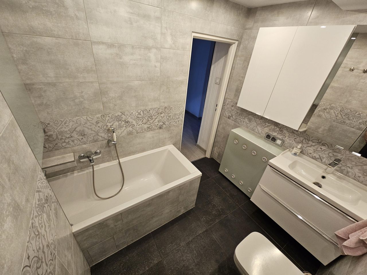 Mieszkanie 3-pokojowe Częstochowa Centrum, ul. Jasnogórska. Zdjęcie 6