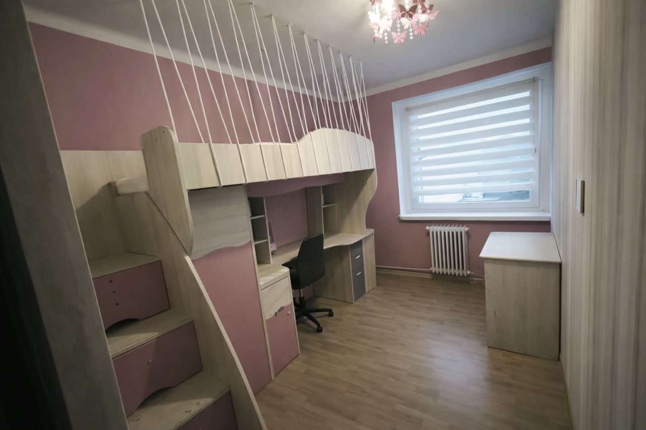 dom wolnostojący, 5 pokoi Lubliniec Centrum, ul. Szarych Szeregów. Zdjęcie 7