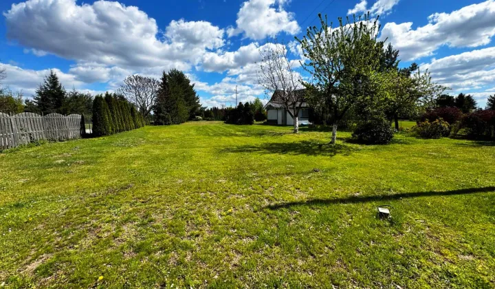 Działka budowlana Głębinów