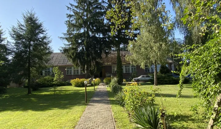 dworek, 10 pokoi Policzyzna