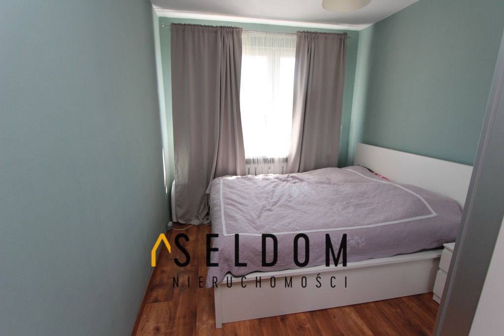 Mieszkanie 3-pokojowe Turek, os. Wyzwolenia. Zdjęcie 3