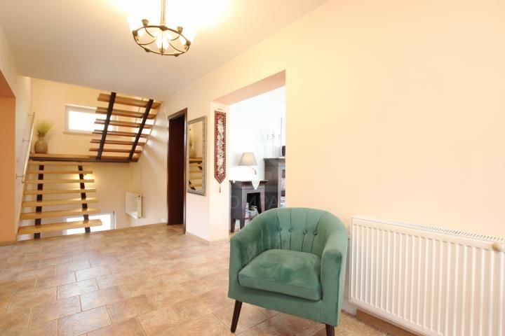 dom wolnostojący, 7 pokoi Mąkoszyce. Zdjęcie 10