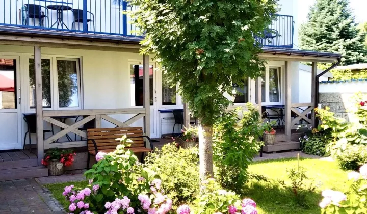 dom wolnostojący, 20 pokoi Mrzeżyno