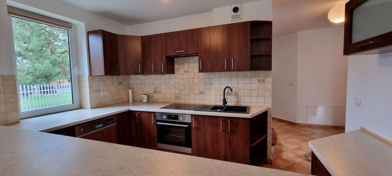 dom wolnostojący, 5 pokoi Damienice. Zdjęcie 10