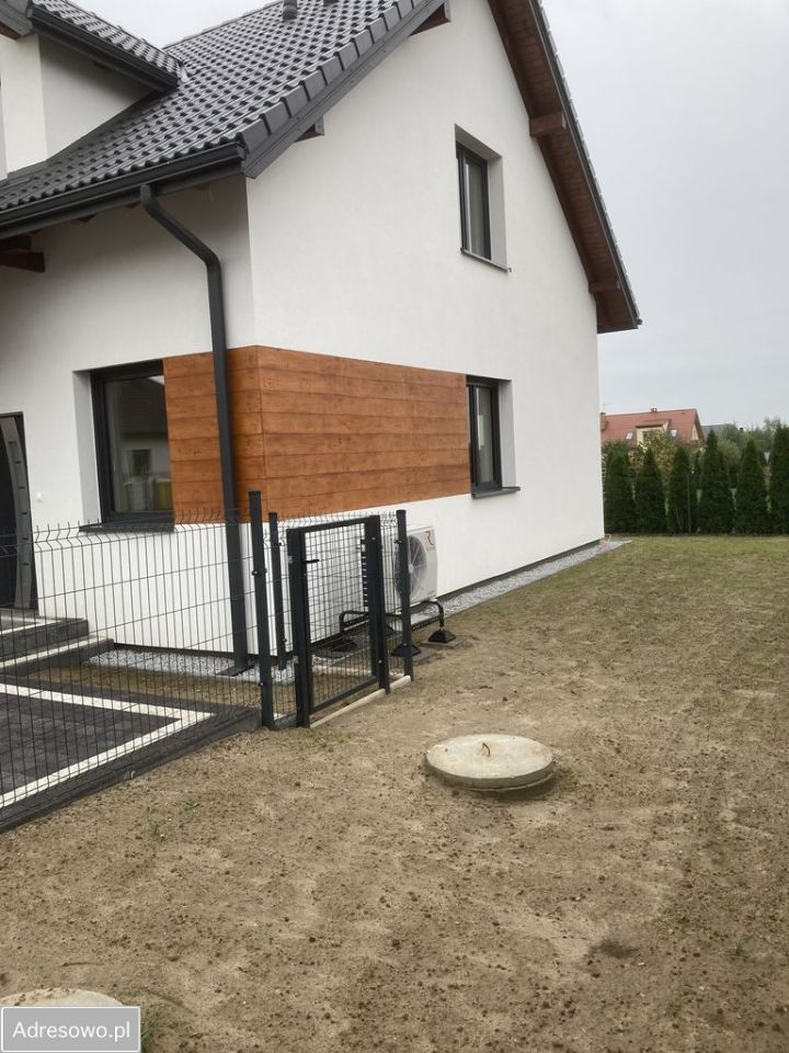 bliźniak, 4 pokoje Brzezia Łąka, ul. Brzozowa. Zdjęcie 2