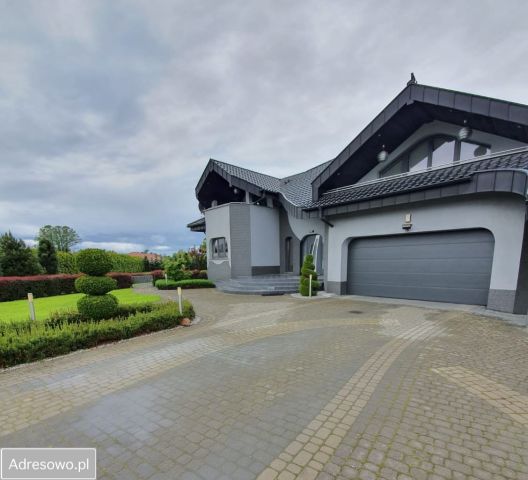 dom wolnostojący, 6 pokoi Niwy. Zdjęcie 1