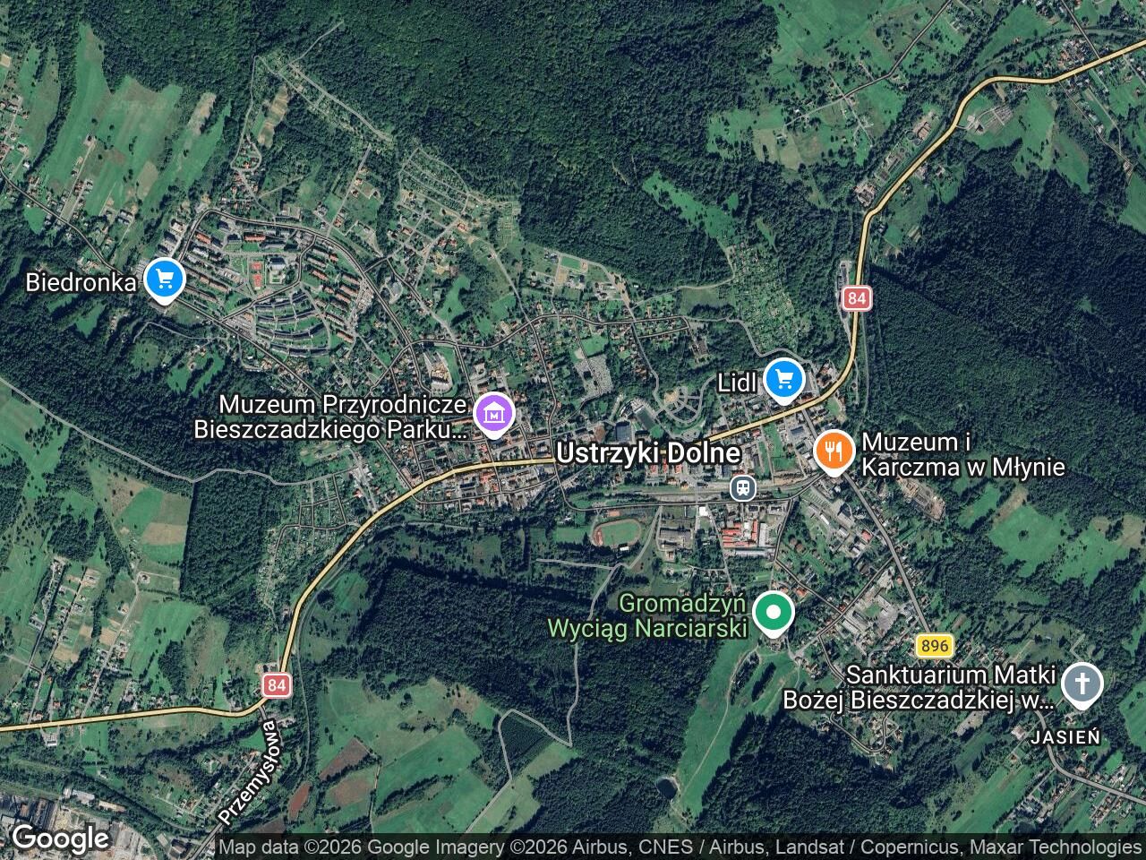 Garaż/miejsce parkingowe Ustrzyki Dolne, ul. Szkolna. Zdjęcie 1