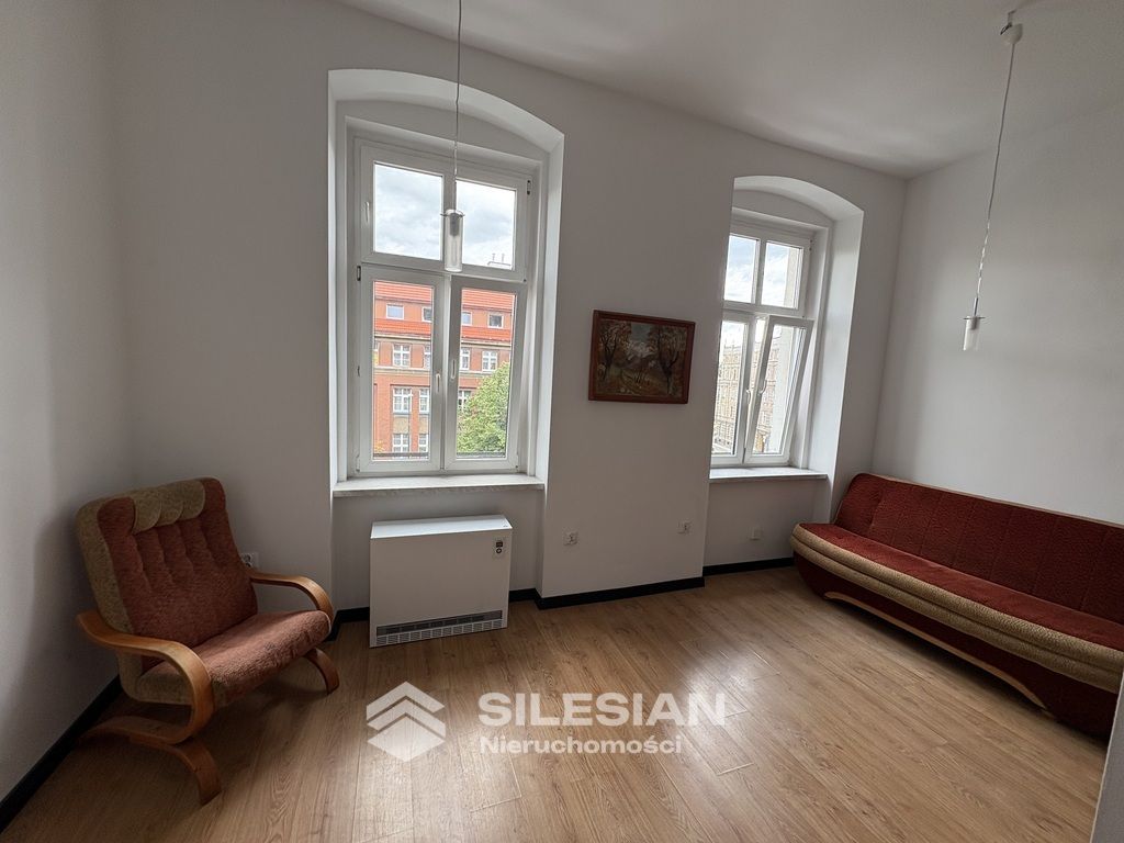 Mieszkanie 8-pokojowe Świdnica Centrum, ul. Stefana Żeromskiego. Zdjęcie 10