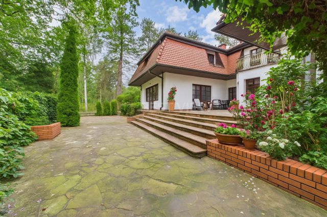 dom wolnostojący, 13 pokoi Warszawa Wawer, ul. Kosynierów. Zdjęcie 12