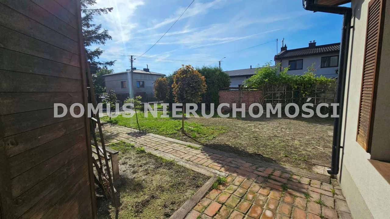 dom, 4 pokoje Brzeziny. Zdjęcie 12