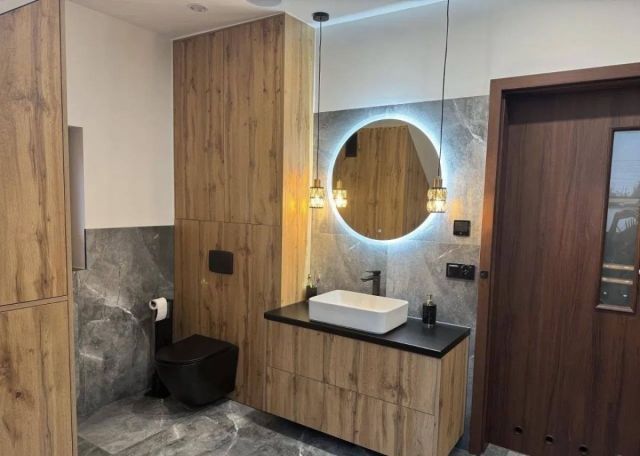 dom wolnostojący, 5 pokoi Jelenia Góra Maciejowa. Zdjęcie 3