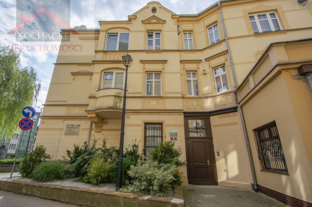 Mieszkanie 3-pokojowe Lubań, pl. Stefana Okrzei. Zdjęcie 2