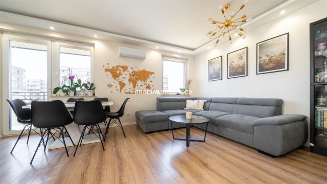 Mieszkanie 3-pokojowe Kraków Mistrzejowice, os. Piastów. Zdjęcie 3