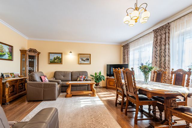 Mieszkanie 5-pokojowe Rzeszów, ul. Architektów. Zdjęcie 3